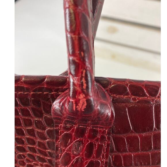 LONGCHAMP LARGE BURGNADY CROC EMBOSSED PRINT SHOULDER BAG - Picture 15 of 16